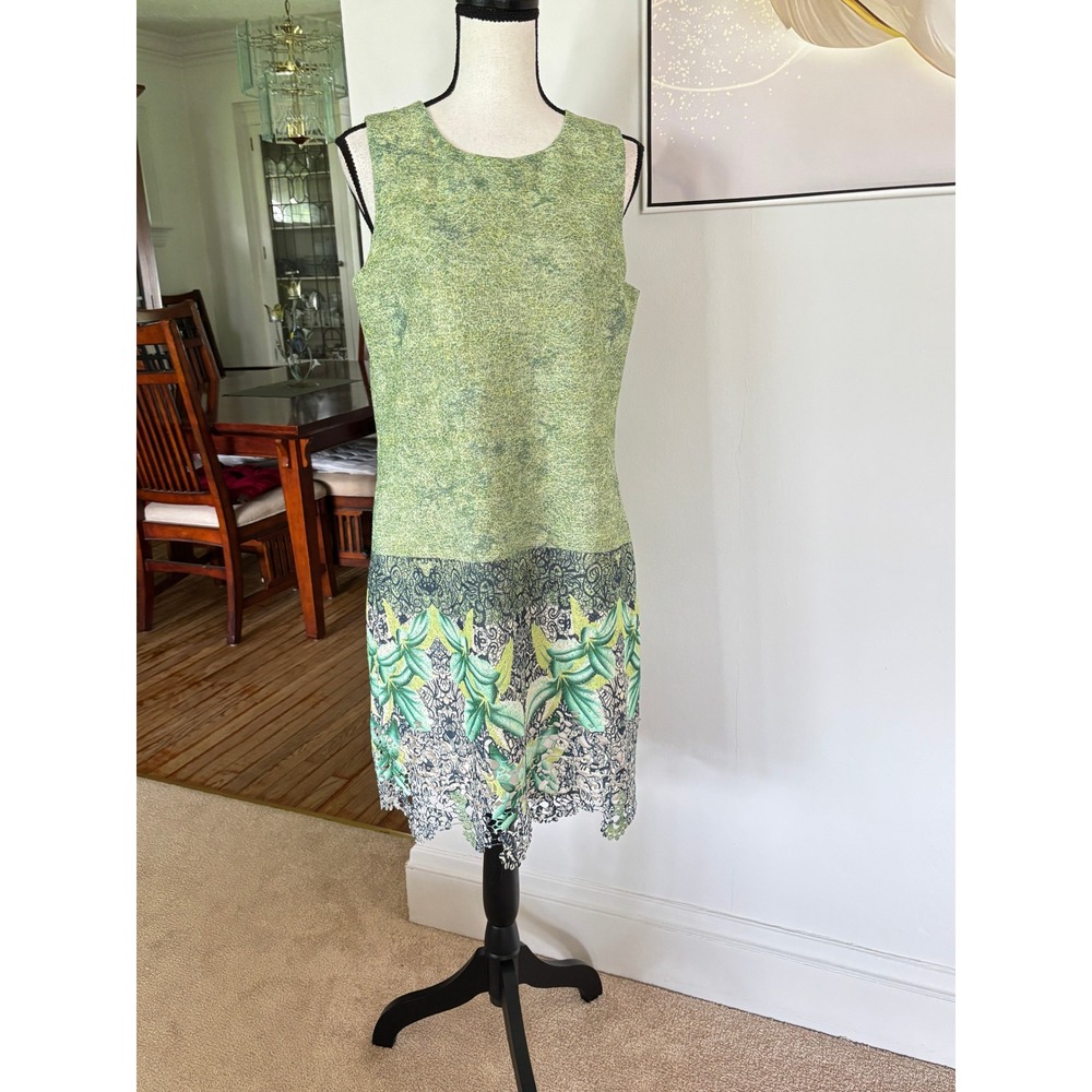 Max Studio Green Floral Lace Hem Dress Sz M Sleeveless Shift